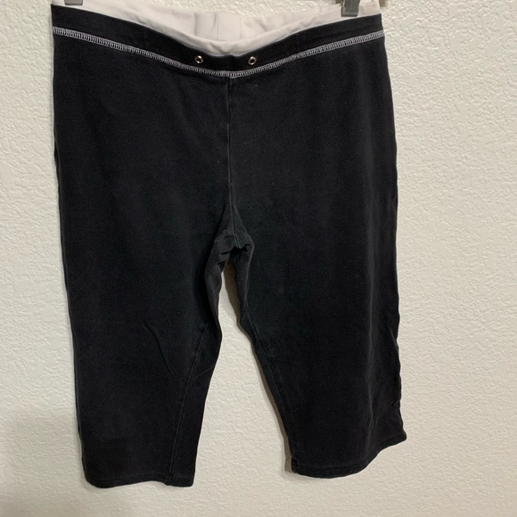 CW, sport, S, elastic waist, capris - Picture 1 of 4